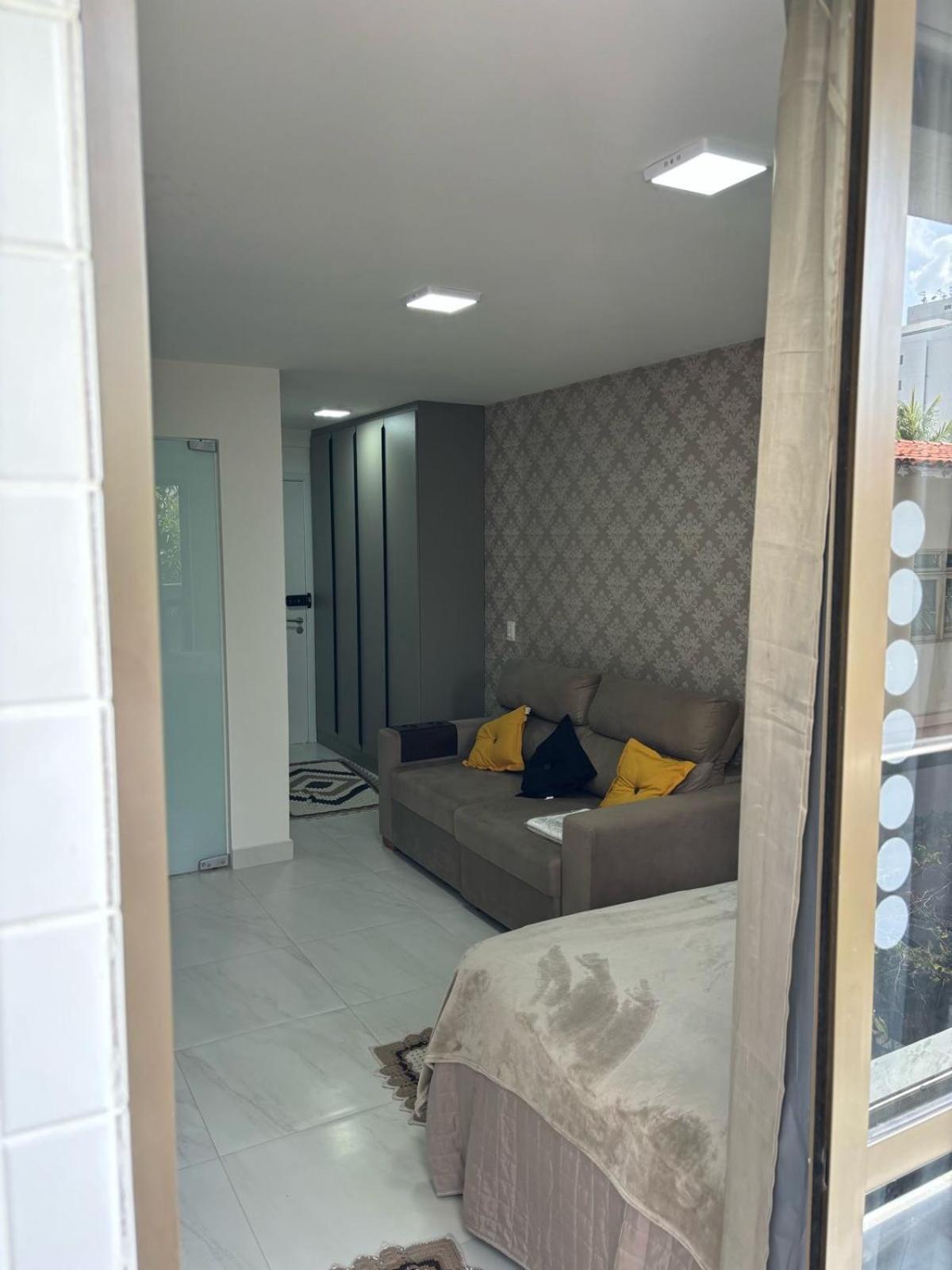 Flat Luxo Tambau *